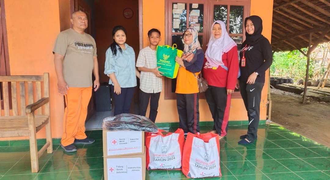 jum-at-20-september-2024-penyaluran-bantuan-program-jepara-care